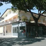 Villa Laura Family Apartments