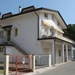 Villa Laura Family Apartments
